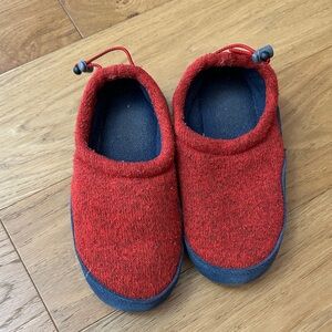 Cozy Red Wool Slip-On Slippers - kids